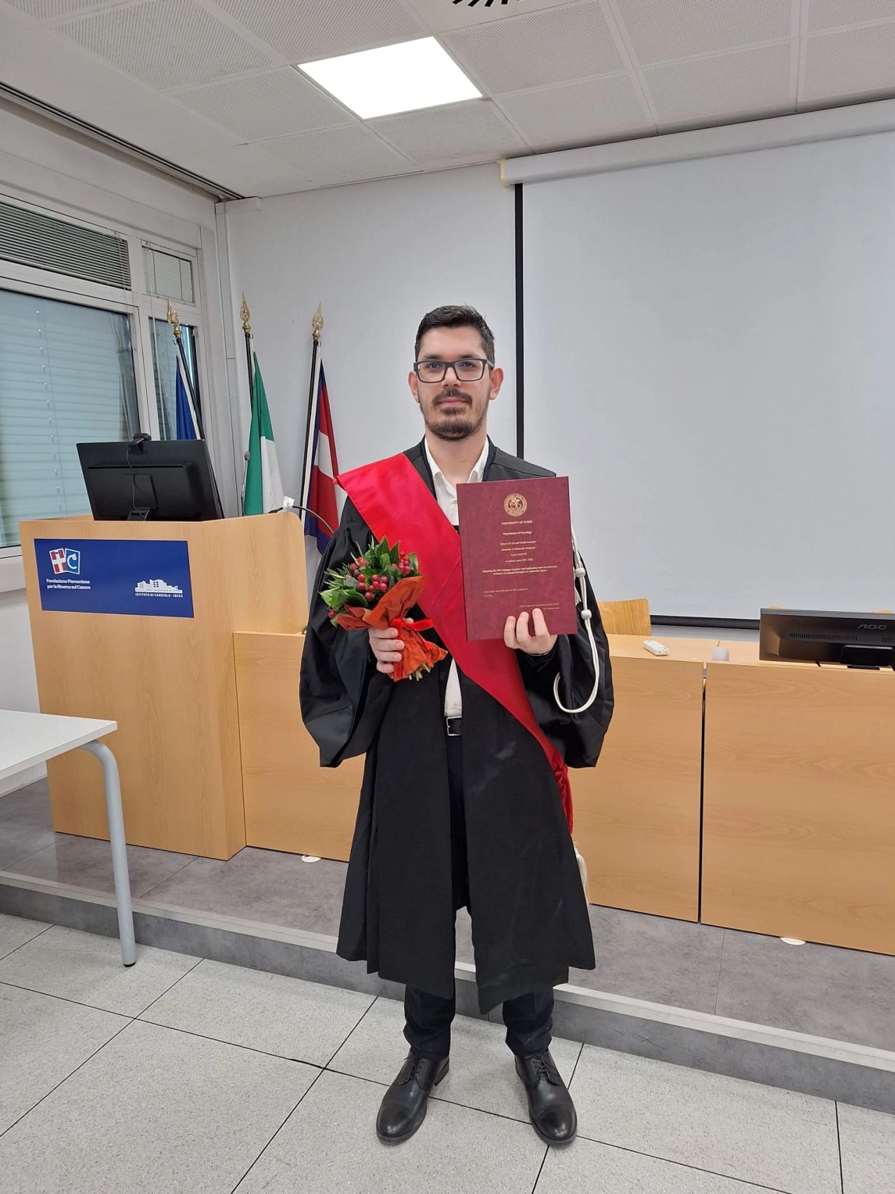 Portrait photo of Dr. Kristi Buzo